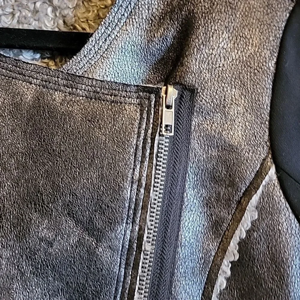 Ella Moss jacket zips